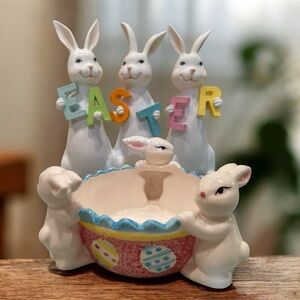 Easter Bunny Ceramic Bowl marked Nantucket  & resin 9” bunnies festive